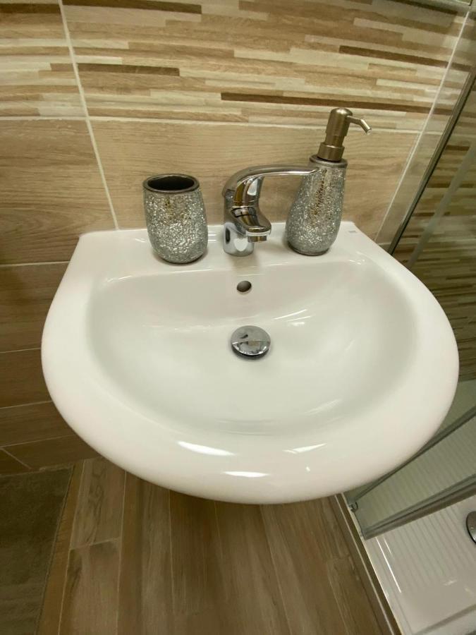 Atena Apartments B&B Gold Pescara Exterior foto